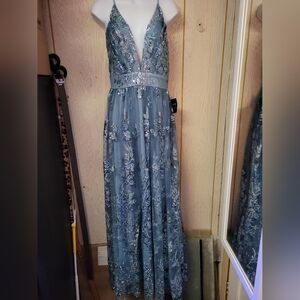 Elegant Blue Evening Gown